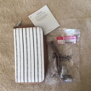 Thirty-One Wallet